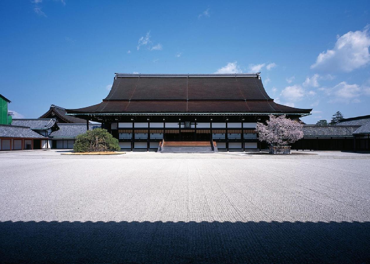The Hotel Kiyomizu Imperial Palace West Киото Номер фото